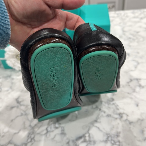 Tieks matte black size 11 good used condition. Price is firm. Includes box - Picture 8 of 12